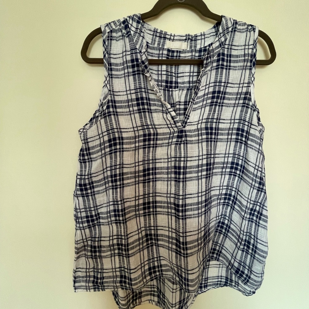 CP Shades 💯 Linen Sleeveless window pane plaid Top